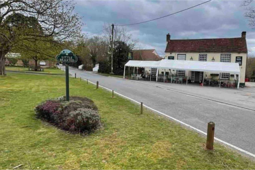 The Cartlodge Wickham Bishops Exterior foto